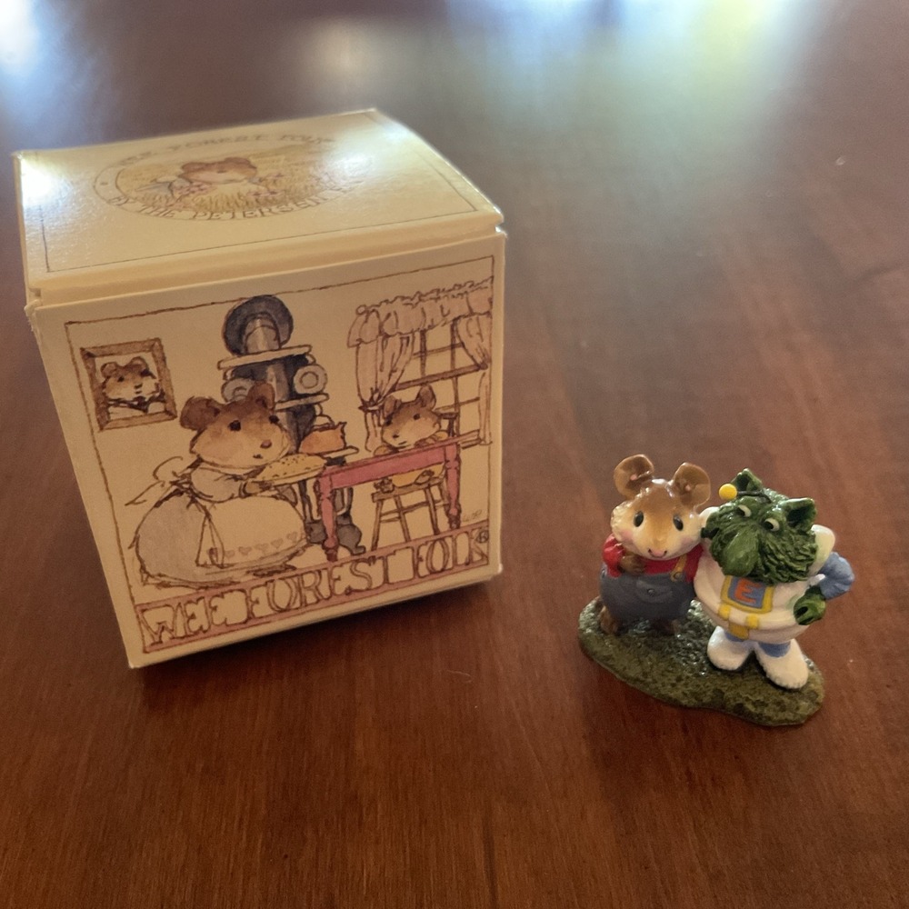 Wee Forest Folk Tom & Eon 1988 Secret Flight of Tom Mouse Figurine with Box